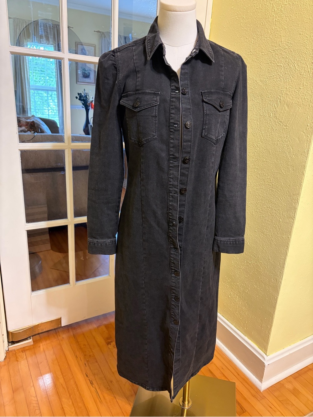 Only Black Long-Sleeve Button-Front Shirt Dress